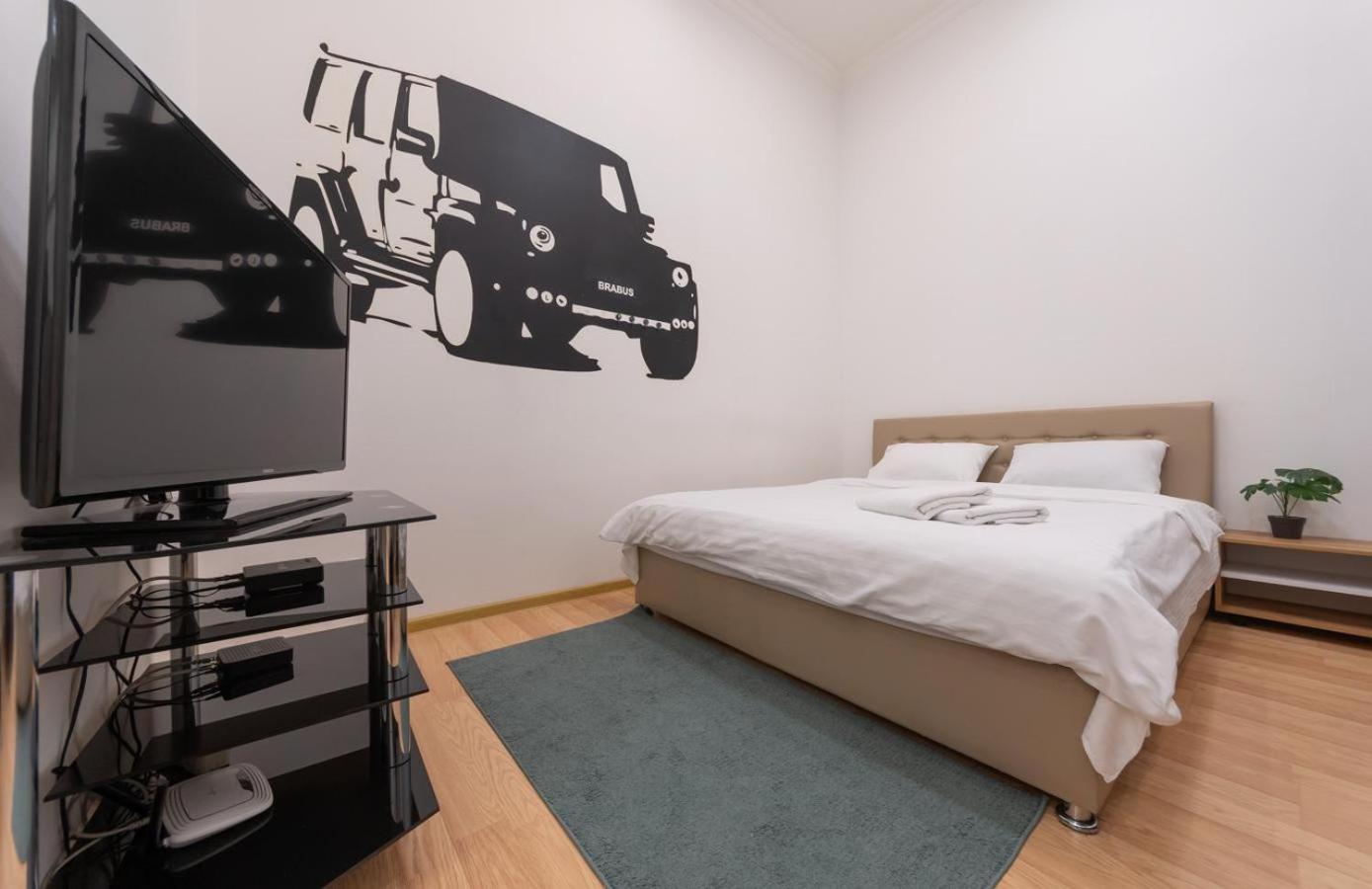 Kievaccommodation In The Center 24H Self Check-In Экстерьер фото