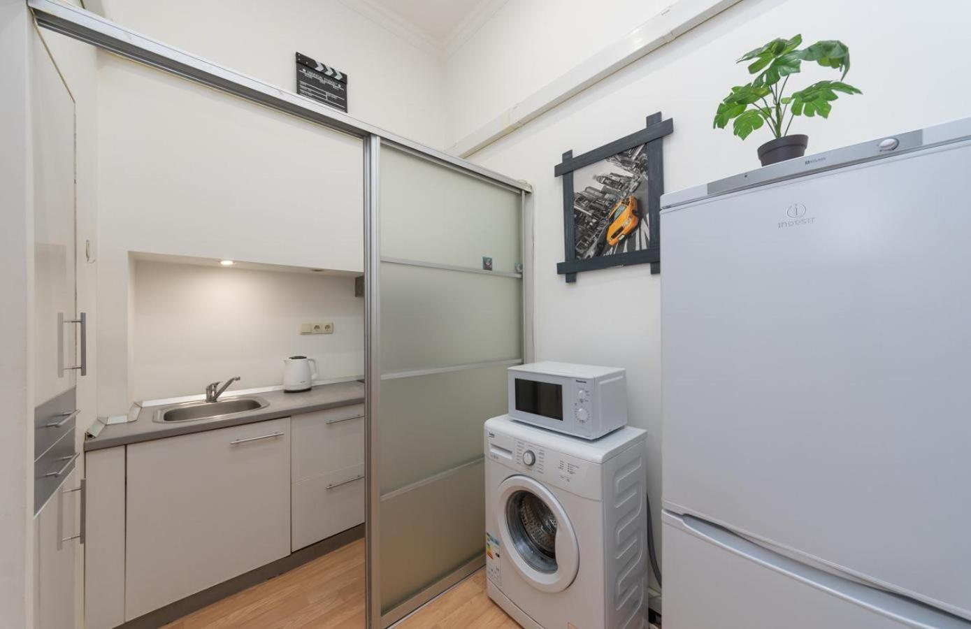 Kievaccommodation In The Center 24H Self Check-In Экстерьер фото