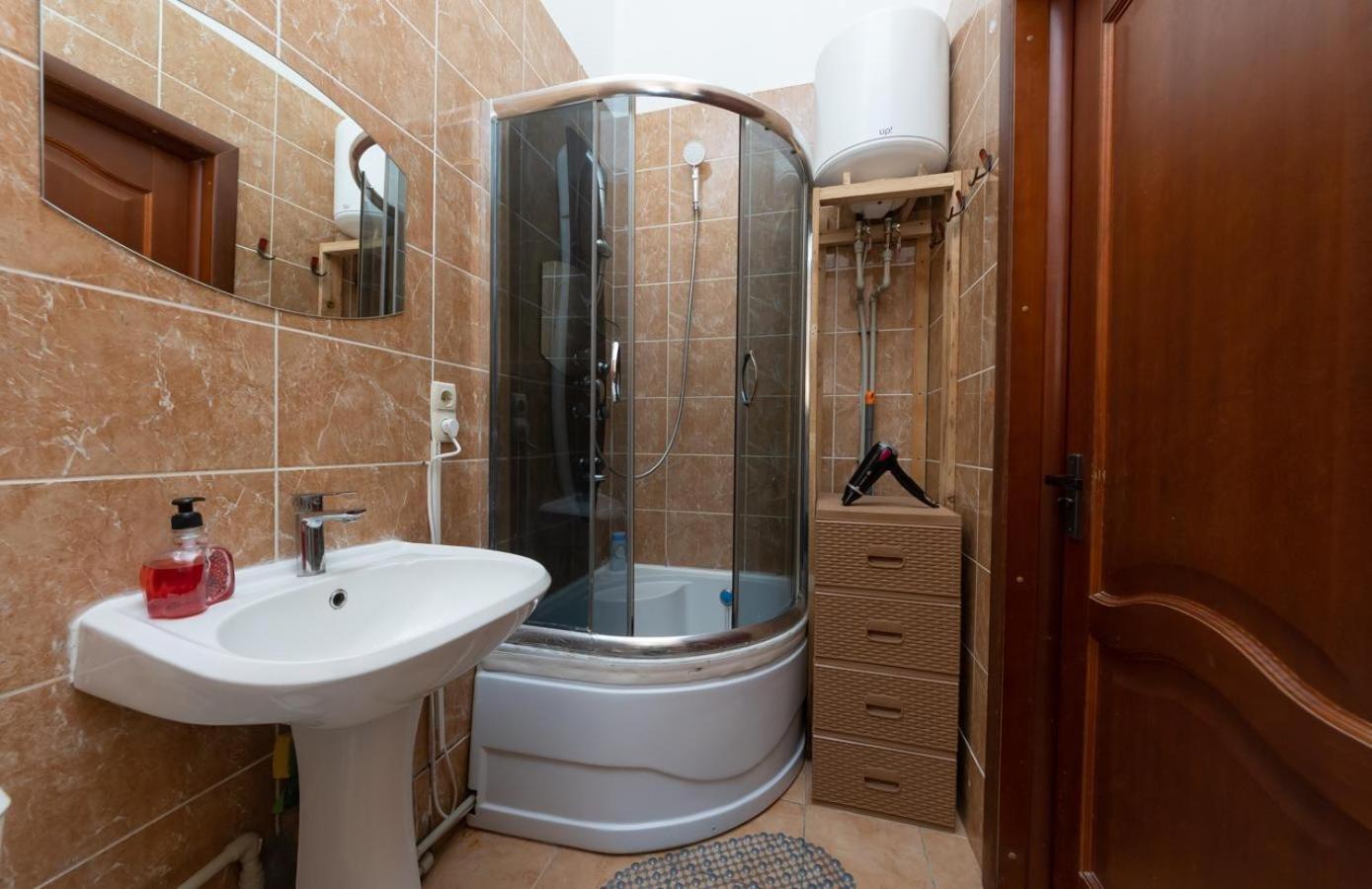 Kievaccommodation In The Center 24H Self Check-In Экстерьер фото
